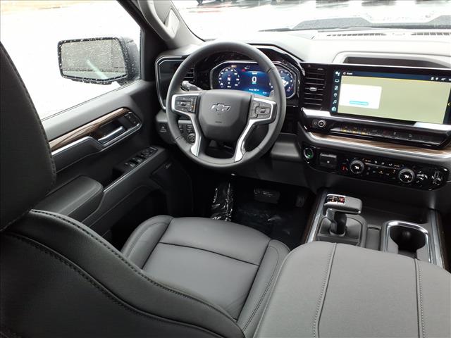 2026 Chevrolet Silverado 1500 LT Trail Boss:2676W