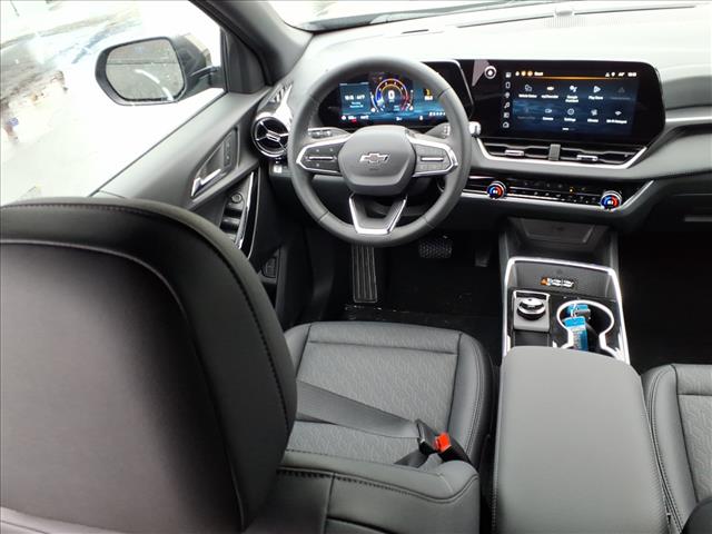 2026 Chevrolet Equinox LT photo 3