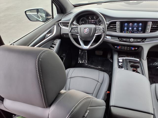 2023 Buick Enclave Essence:14699