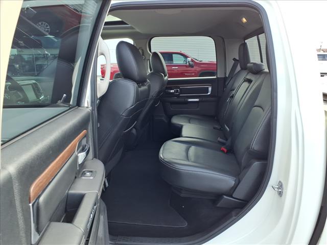 2017 RAM 1500 Laramie:14794B