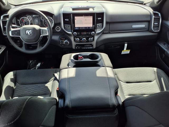 2025 Ram 1500 Big Horn Lone Star photo 9