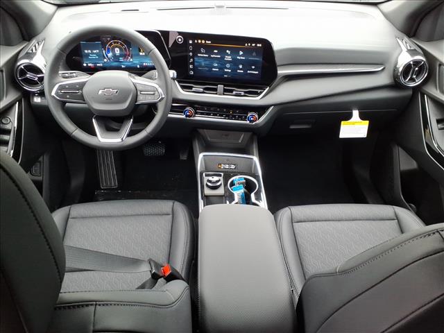 2026 Chevrolet Equinox LT photo 4