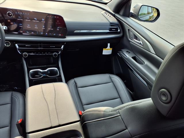 2026 Chevrolet Traverse LT:2613