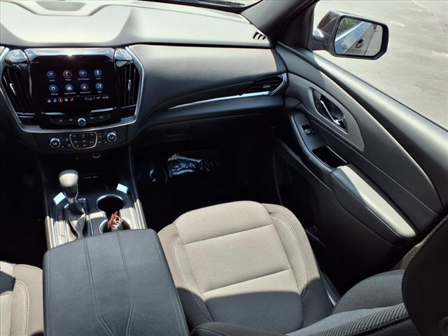 2022 Chevrolet Traverse Cloth photo 11