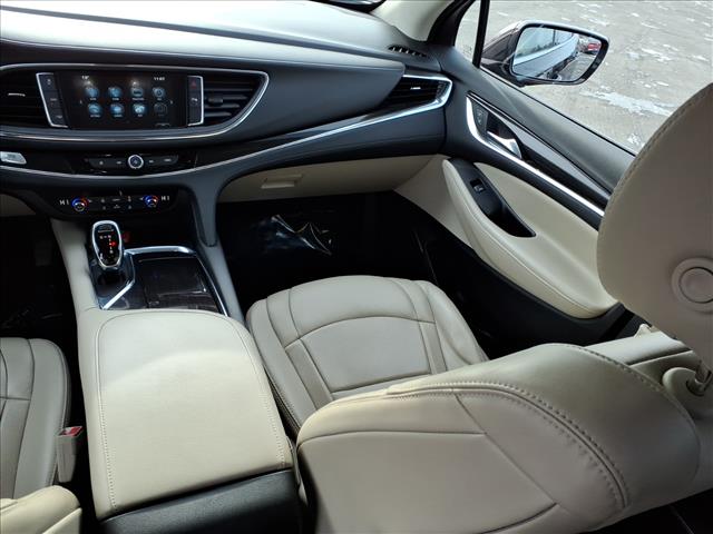 2018 Buick Enclave Essence:14699A