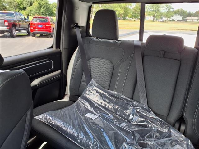 2025 Ram 1500 Big Horn Lone Star photo 11