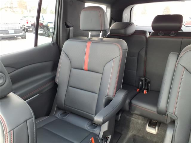 2025 Chevrolet Traverse RS:14789