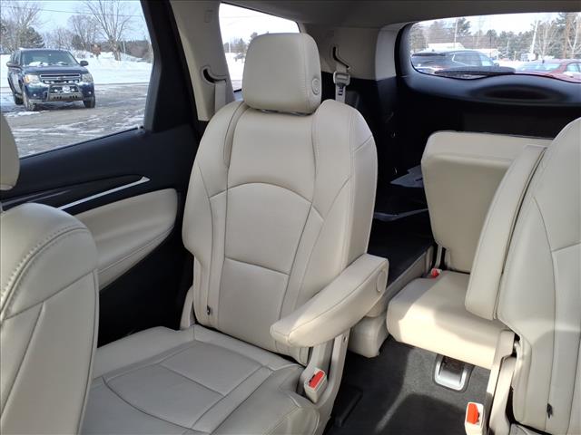 2018 Buick Enclave Essence:14699A