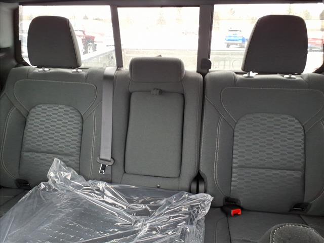 2026 RAM 1500 Big Horn:2670