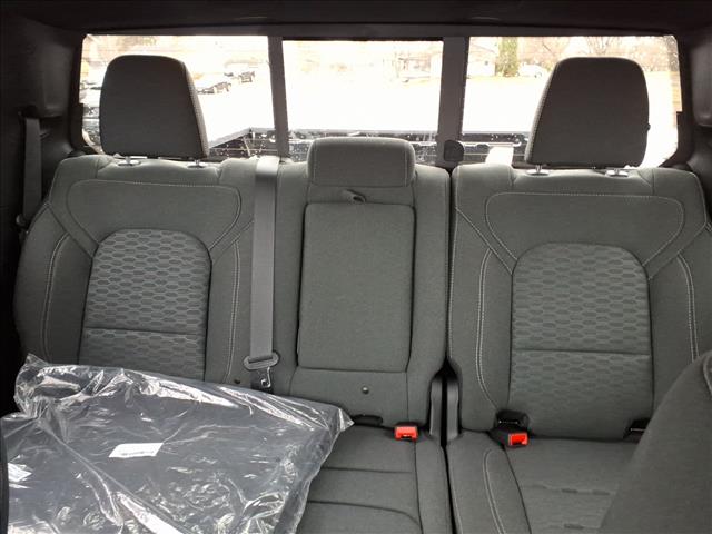 2026 RAM 1500 Big Horn:2689