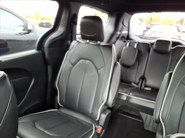 2025 Chrysler Pacifica Limited:14756