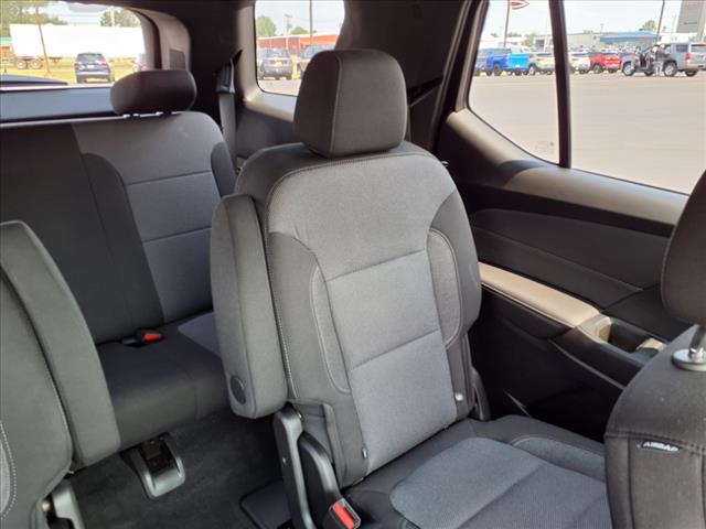 2022 Chevrolet Traverse Cloth photo 14