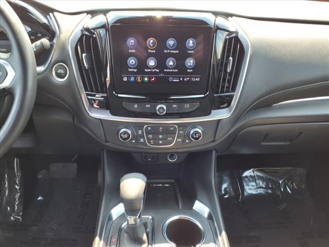 2022 Chevrolet Traverse Cloth photo 15
