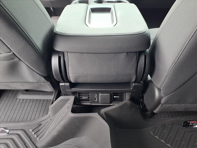 2026 Chevrolet Silverado 1500 LT:02640
