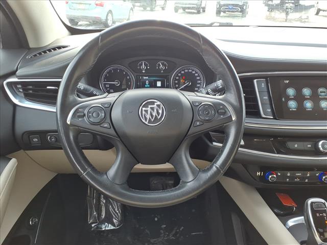 2018 Buick Enclave Essence:14699A