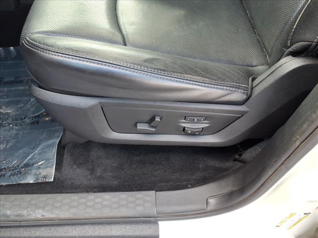 2017 RAM 1500 Laramie:14794B