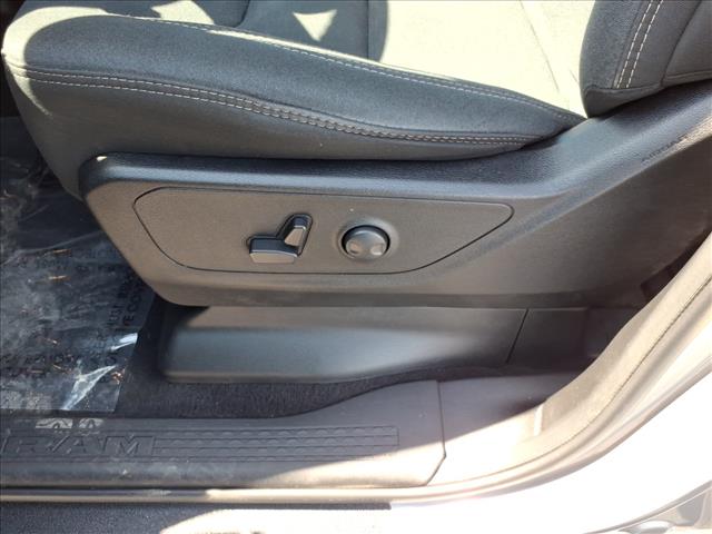 2025 RAM 1500 Big Horn:14828