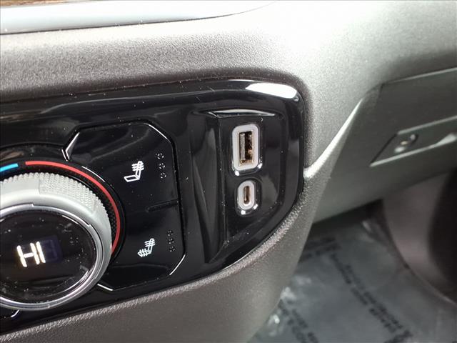 2022 Chevrolet Silverado 1500 LT:2657A