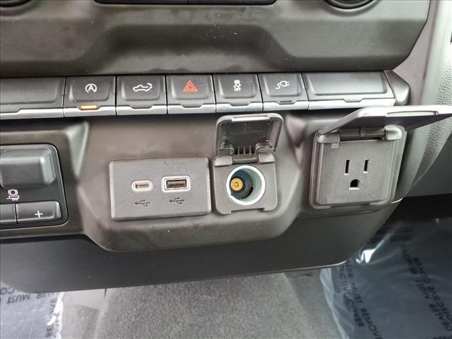 2021 Chevrolet Silverado 1500 Custom:2652A