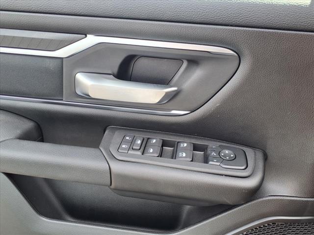 2025 Ram 1500 Big Horn Lone Star photo 17