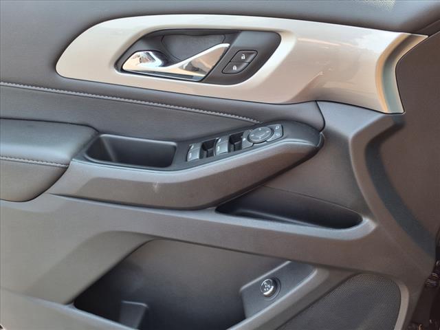 2022 Chevrolet Traverse Cloth photo 18
