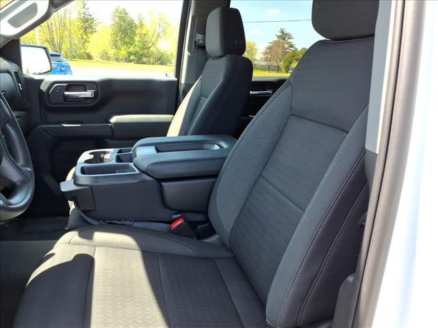 2023 Chevrolet Silverado 1500 Custom:2654A