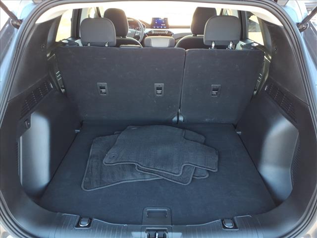 2022 Ford Escape SE:14748A