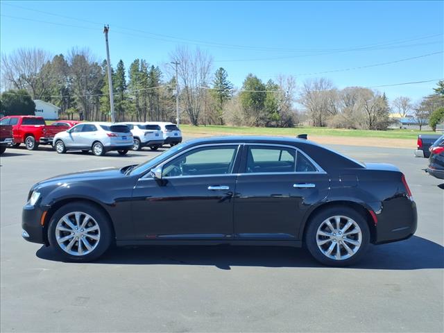 2019 Chrysler 300 Limited:14749A