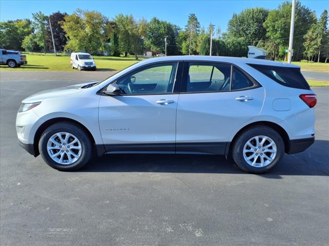 2019 Chevrolet Equinox LS photo 2