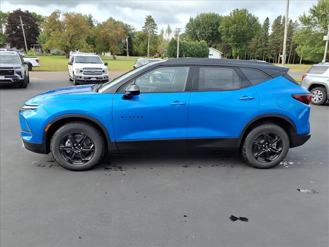 2025 Chevrolet Blazer 2LT photo 2