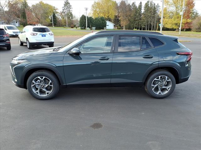 2026 Chevrolet Trax LT photo 2