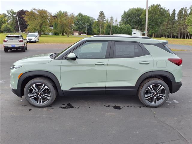2026 Chevrolet Trailblazer LT photo 2