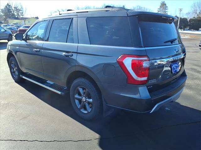 2020 Ford Expedition XLT:2678A