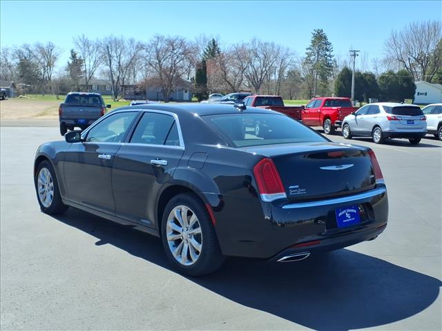 2019 Chrysler 300 Limited:14749A
