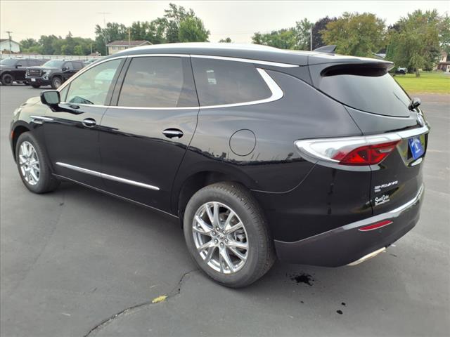 2023 Buick Enclave Essence:14699
