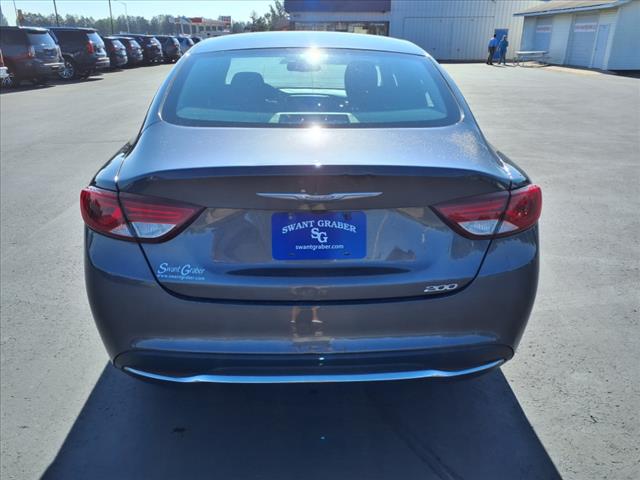 2016 Chrysler 200 Limited