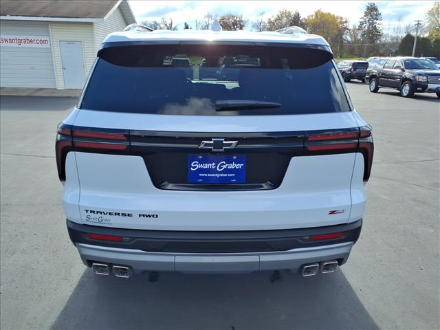2026 Chevrolet Traverse Z71 photo 3