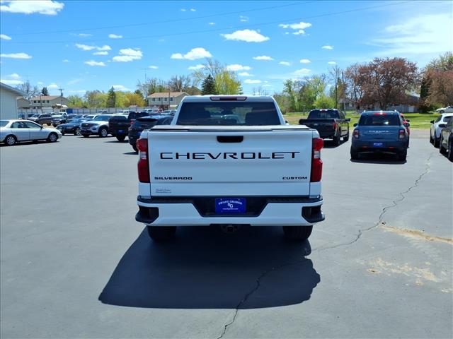 2023 Chevrolet Silverado 1500 Custom:2654A