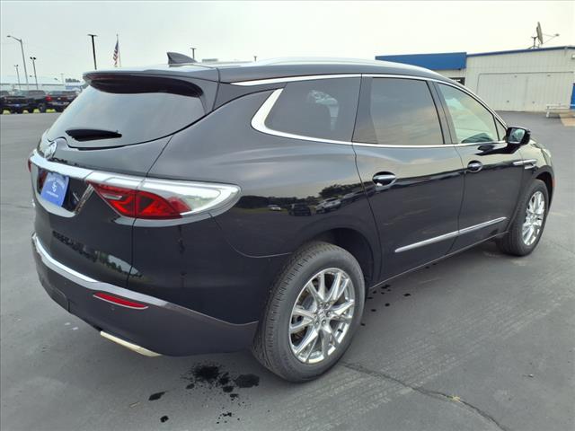 2023 Buick Enclave Essence:14699