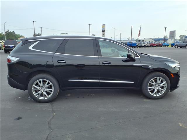 2023 Buick Enclave Essence:14699