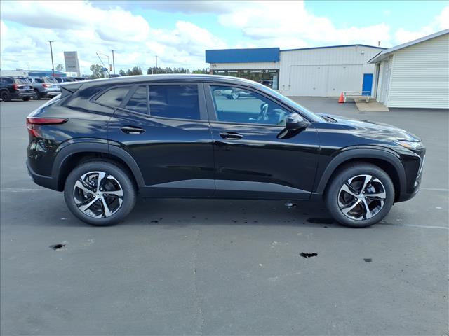 2025 Chevrolet Trax RS photo 6