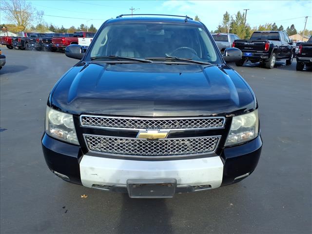 2011 Chevrolet Suburban LT:14695A