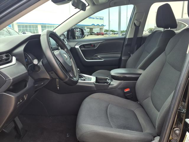 2021 Toyota RAV4 Hybrid LE