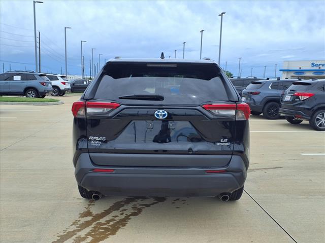 2021 Toyota RAV4 Hybrid LE