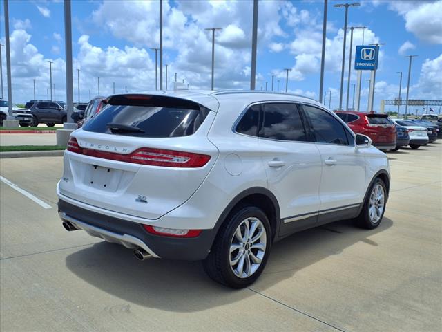 2015 Lincoln MKC Base