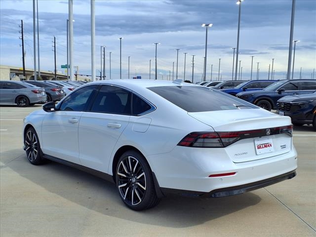 2025 Honda Accord Hybrid Touring