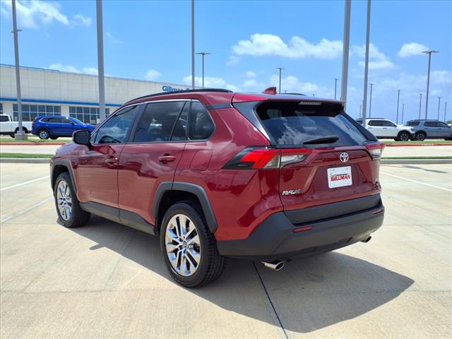 2021 Toyota RAV4 XLE Premium