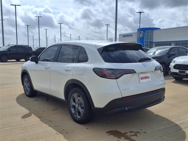 2026 Honda HR-V LX