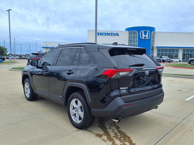 2021 Toyota RAV4 Hybrid LE