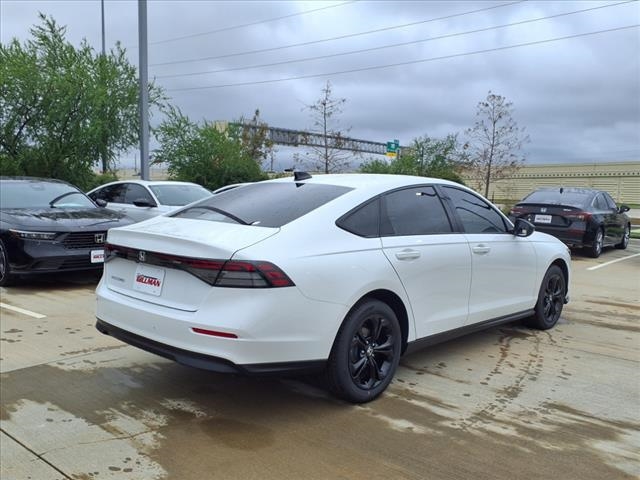 2025 Honda Accord SE